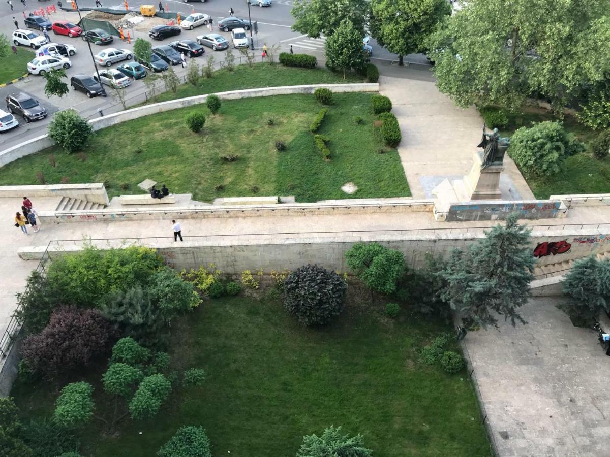 Penthouse Complex Bucureşti